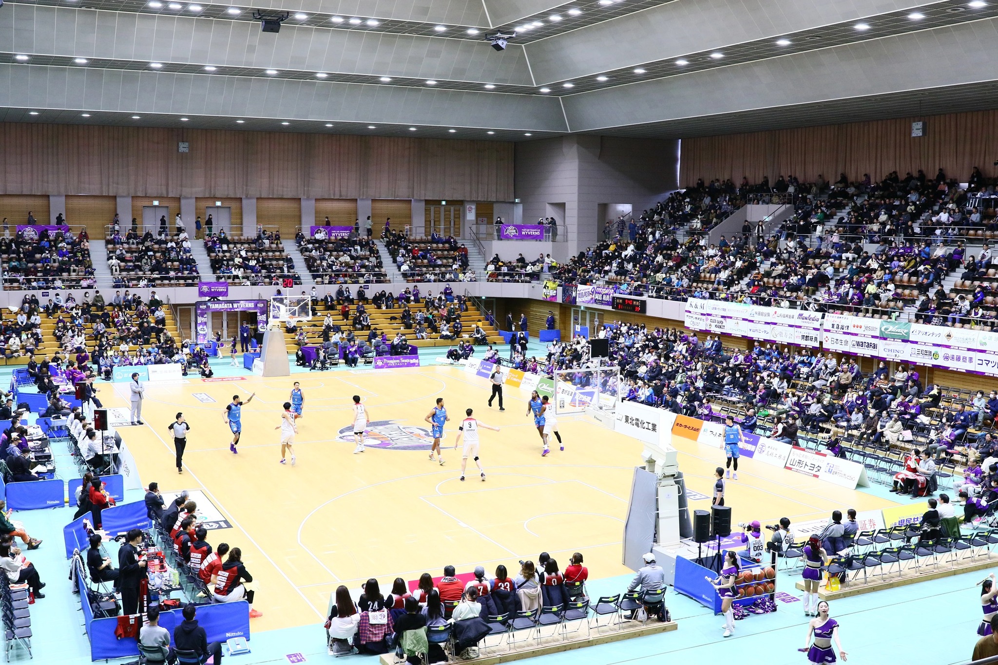 山形ワイヴァンズの試合会場の様子